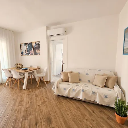 Appartement Lido Facing The With A Spacious Balcony