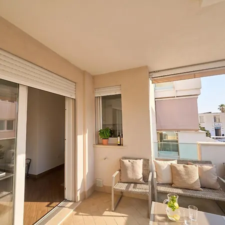 Lido Facing The With A Spacious Balcony